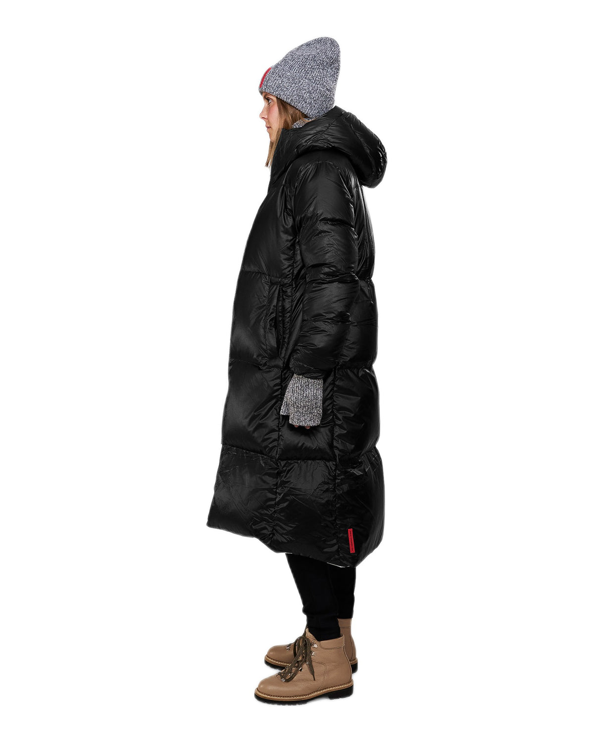 The Mountain Studio A-8 WR Damen-Daunenmantel – Black Onyx, Castle Wall beige Bild 6