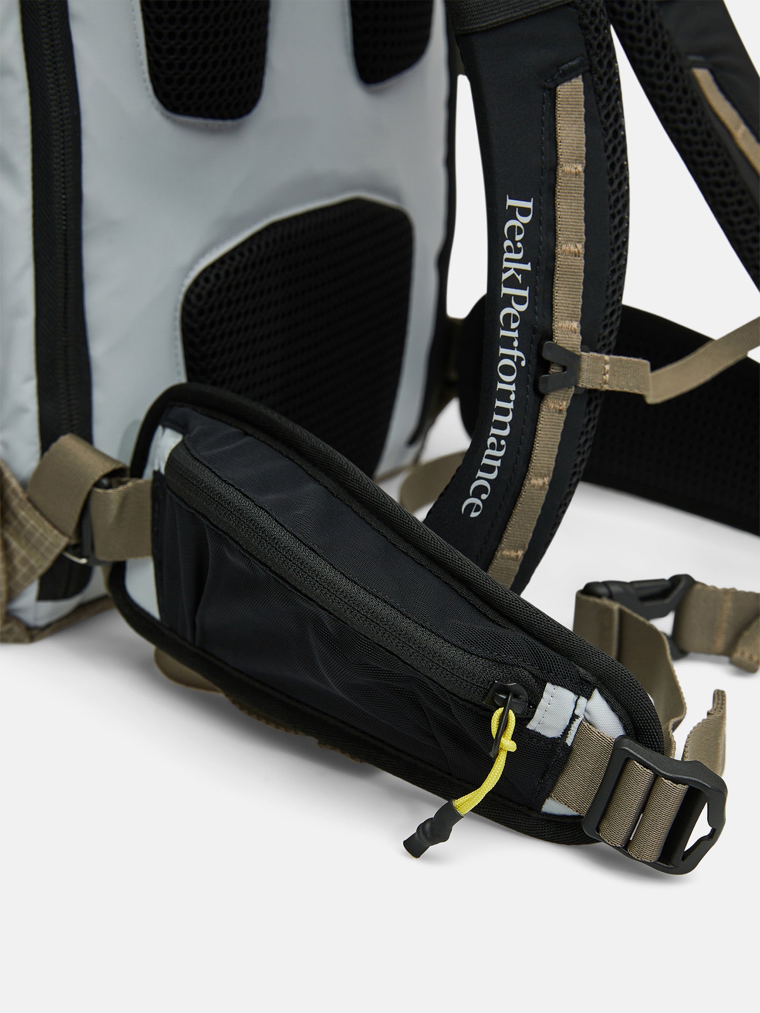 Peak Performance Hike Rucksack Herren schwarz schwarz Bild 9
