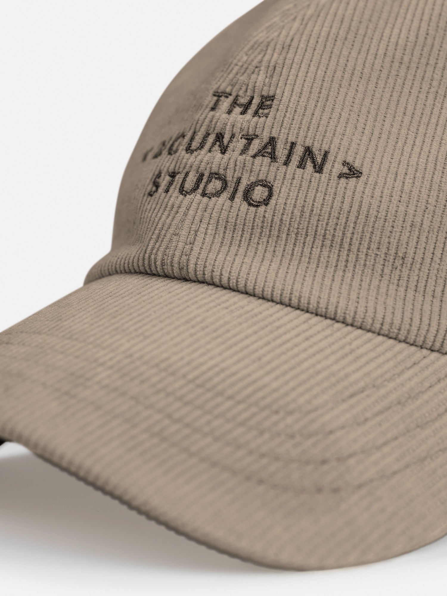 The Mountain Studio C-10 Cord Cap Unisex beige beige Bild 4