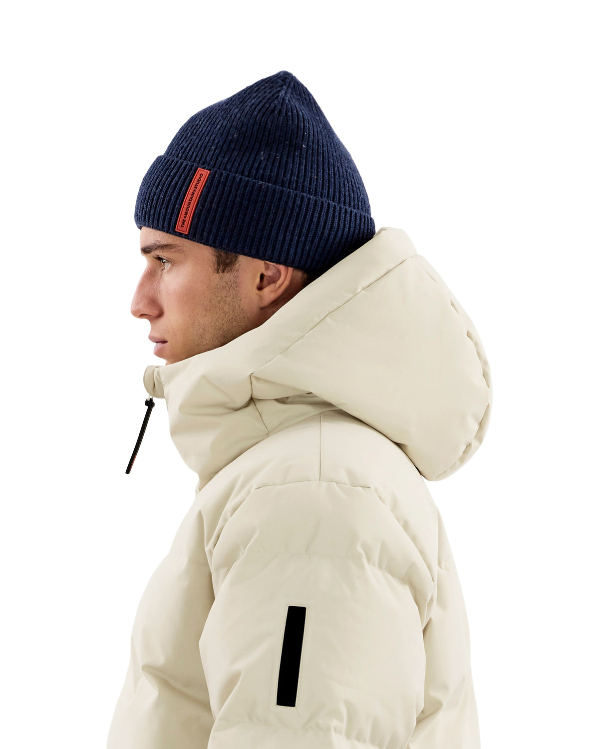 The Mountain Studio C-12 Are Unisex-Wollmütze Off-White Bild 16
