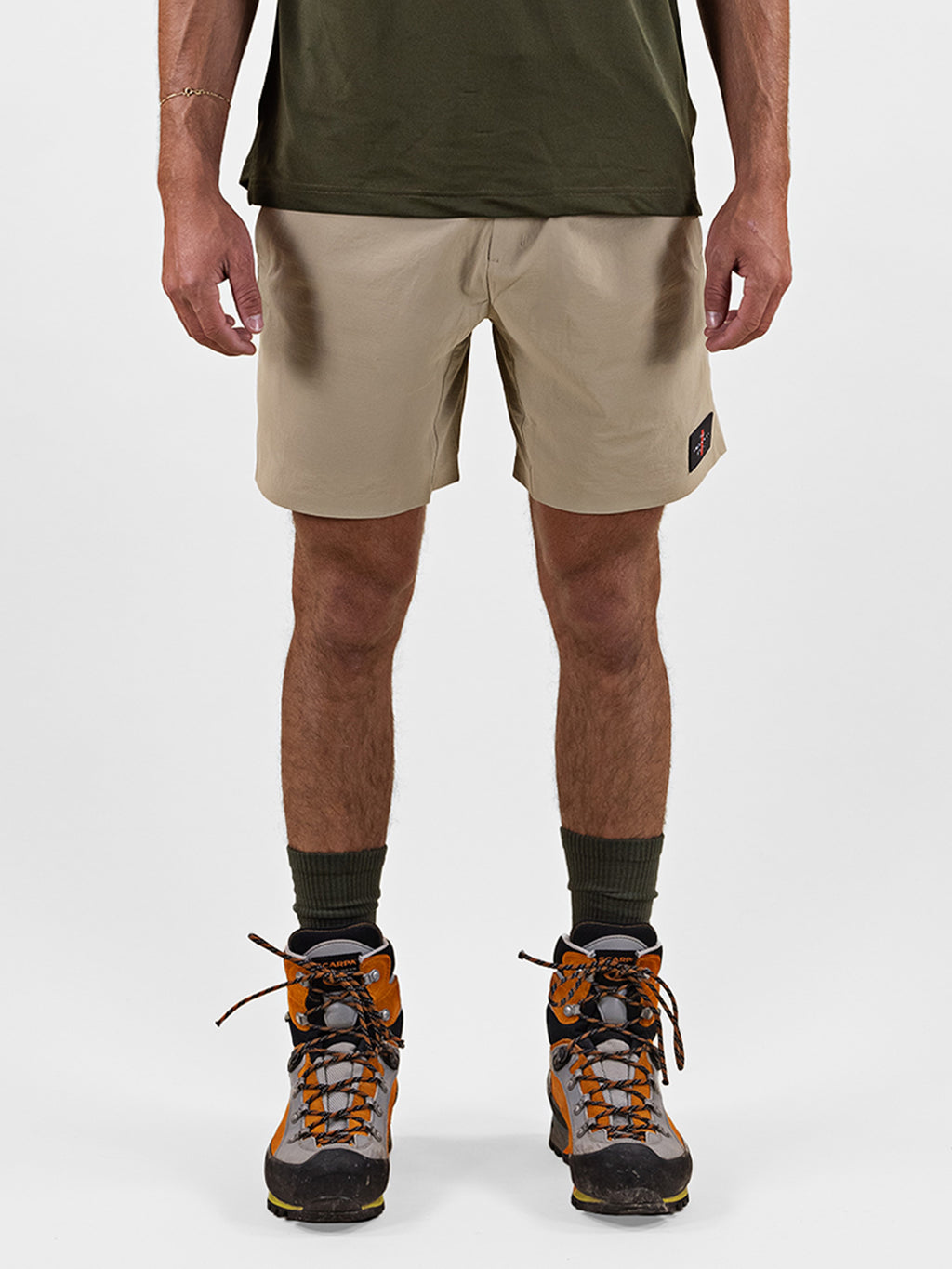 The Mountain Studio LA-1291 Short Herren beige beige Bild 2