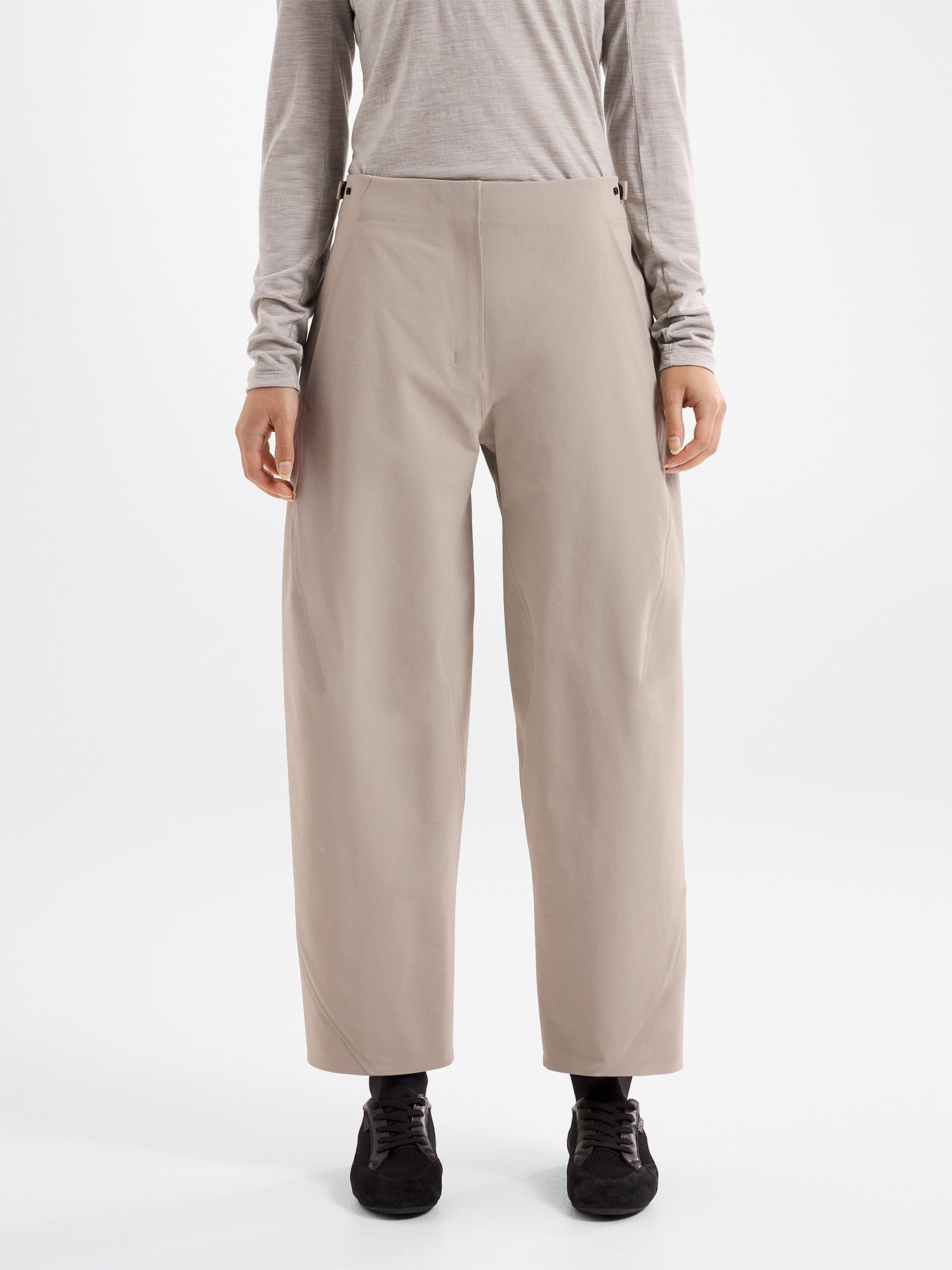Veilance Arc'teryx Dias Mx Hose Damen beige beige Bild 1