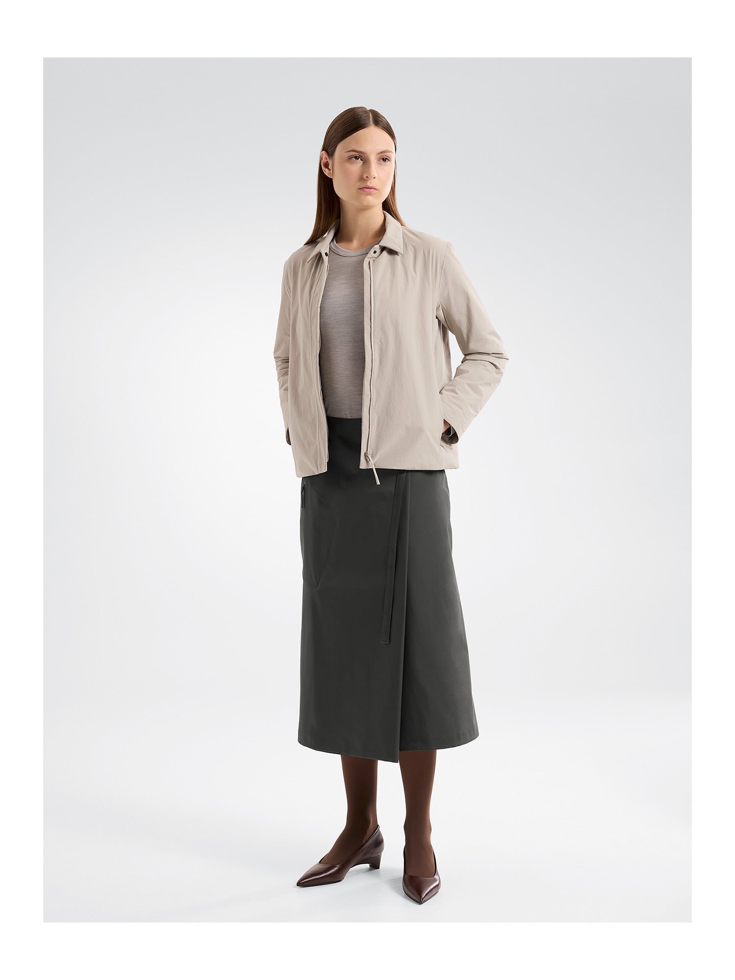 Veilance Arc'teryx Limina Insulated Jacke Damen beige beige Bild 3